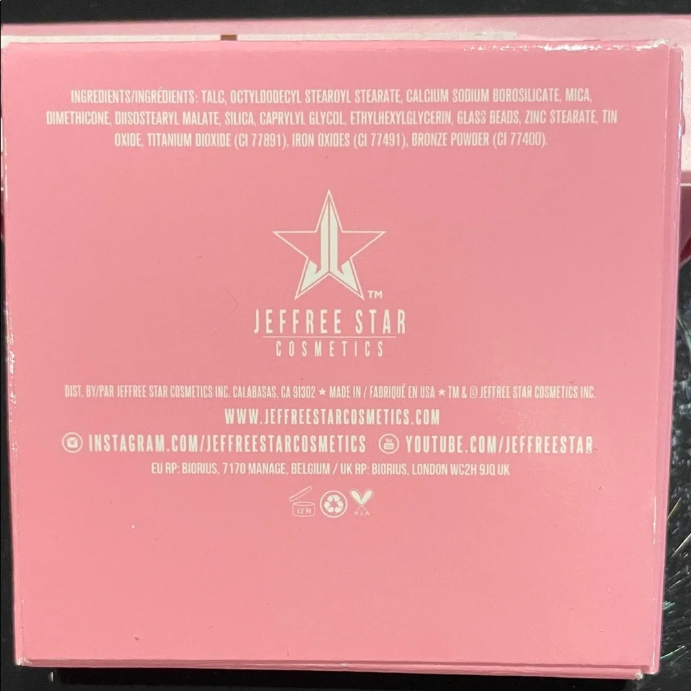 Jeffree Star ⭐️ Owl Eyes Gold Eyeshadow